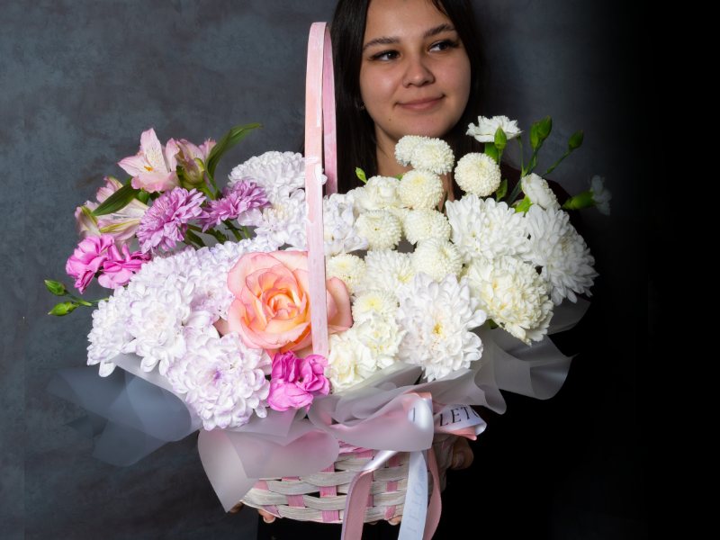 Букет «Нежный комплимент» — доставка цветов в Шемонаихе